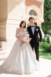 微笑むカップル