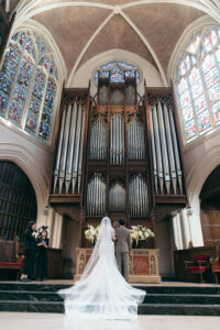 パリ・アメリカンチャーチでの挙式写真 誓いの言葉